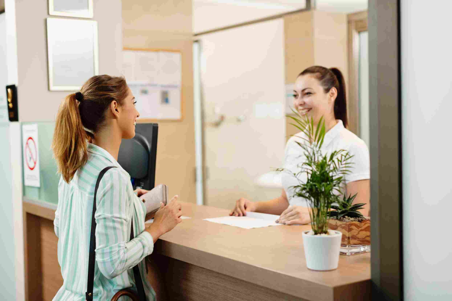 Empresa anuncia oportunidade para recepcionista em Wenceslau Guimarães