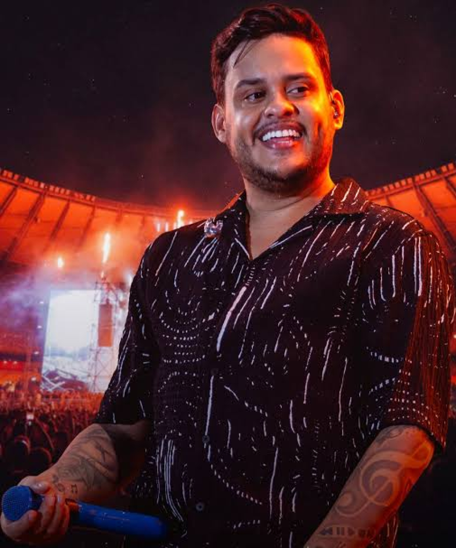 Thiago Aquino pode ser atração do São João de cidade da região; saiba qual