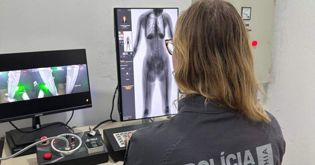 Mulher é flagrada com droga escondida no corpo ao tentar entrar em presídio de Feira