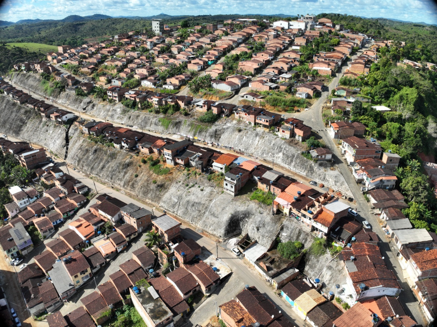 Bahia investe R$ 23 milhões em contenções de encostas em Teolândia