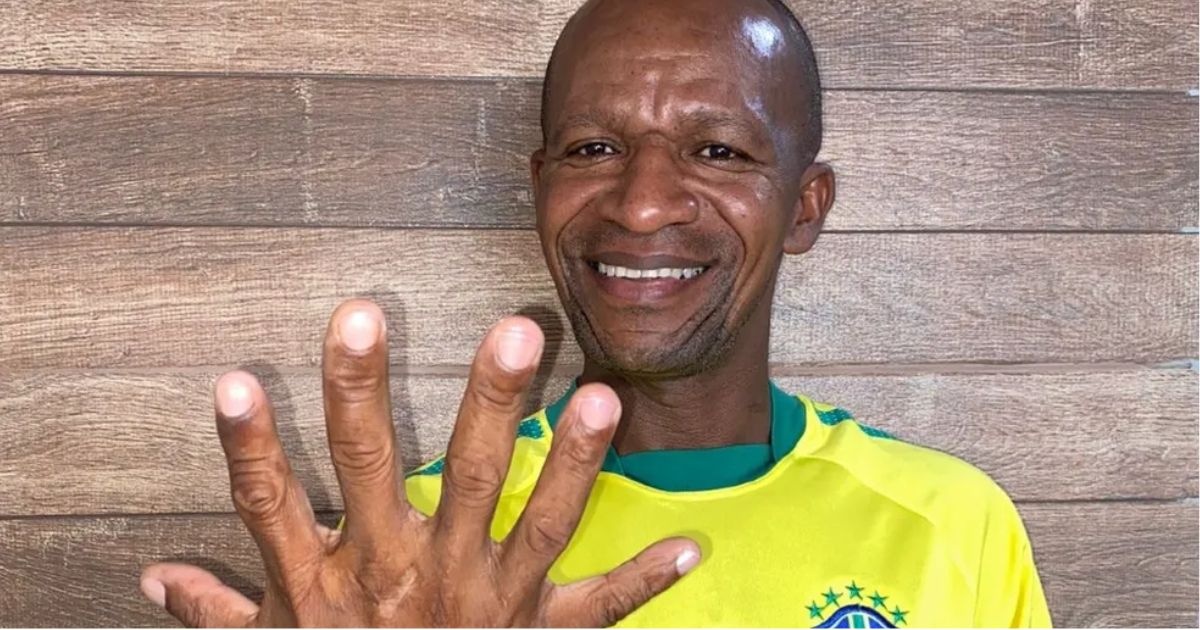 “Hexa na Palma da Mão”: Tetéo volta à cena e mantém a aposta em conquista da Seleção Brasileira