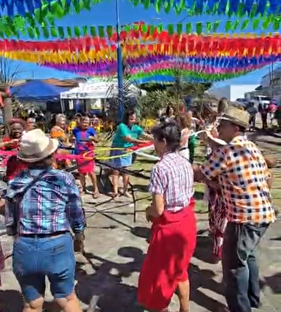 Idosos participaram de mais uma edição do tradicional Forró do Vovô em Gandu