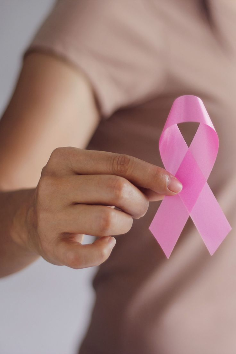 Anvisa aprova novo medicamento para tratamento de câncer de mama avançado
