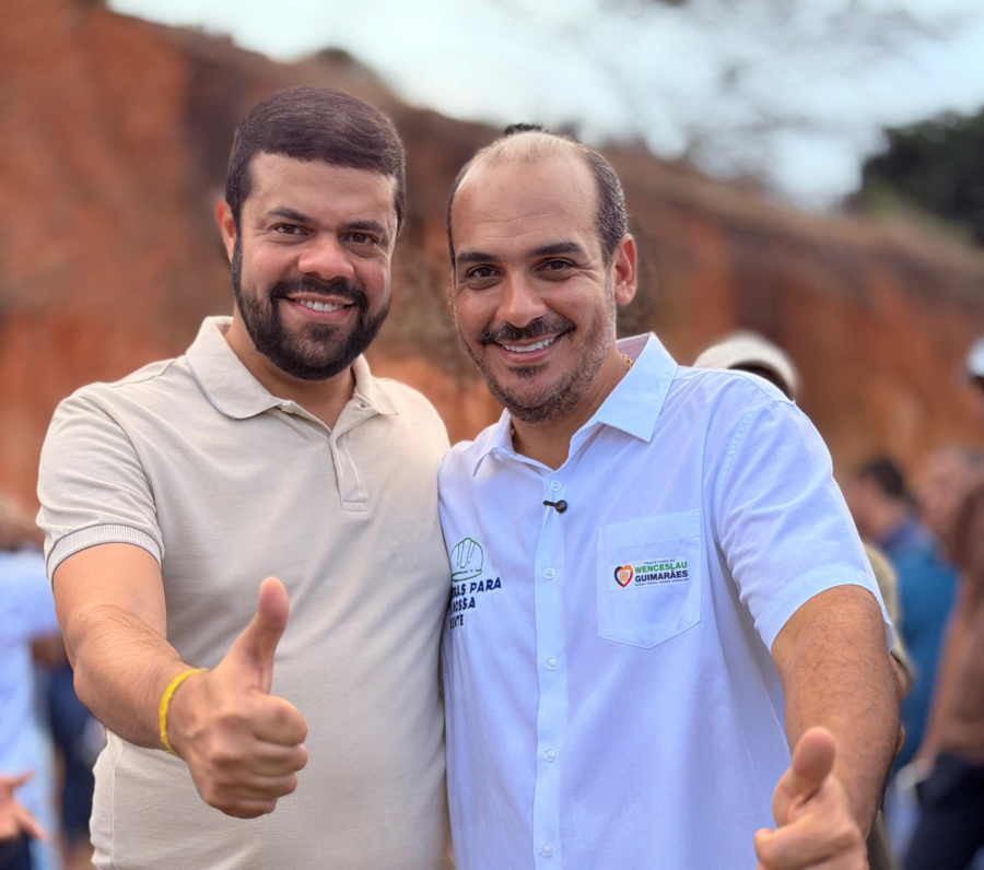 Gabriel de Parísio oficializa apoio a Léo de Neco em evento na Palmeira