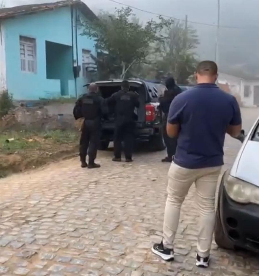 Homem é preso em Teolândia por suspeita de exploração sexual infantil pela internet