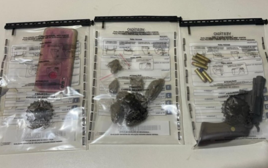 Homem é preso por tráfico de drogas e posse ilegal de arma em Presidente Tancredo Neves nesta sexta (3)