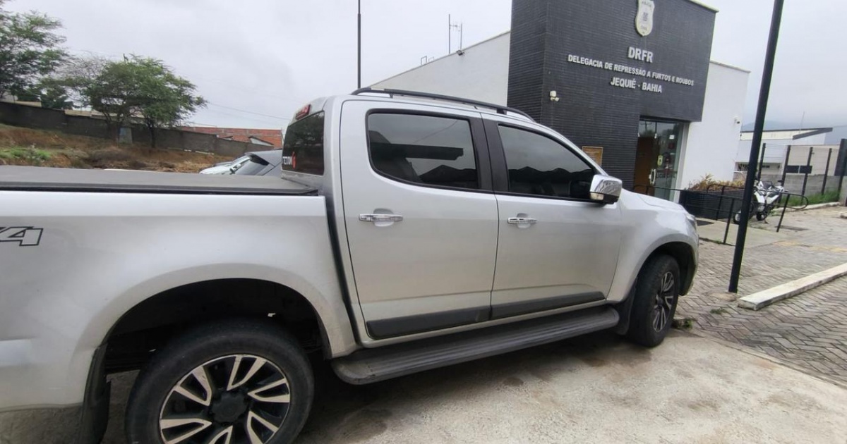 Operação policial apreende veículo de luxo avaliado em mais de R$ 90 mil em Jequié