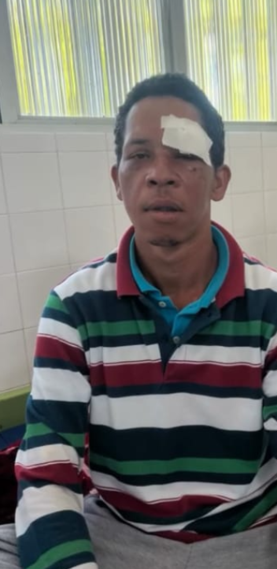 Homem internado no Hospital de Base de Itabuna busca familiares no bairro Beira Rio, em Gandu