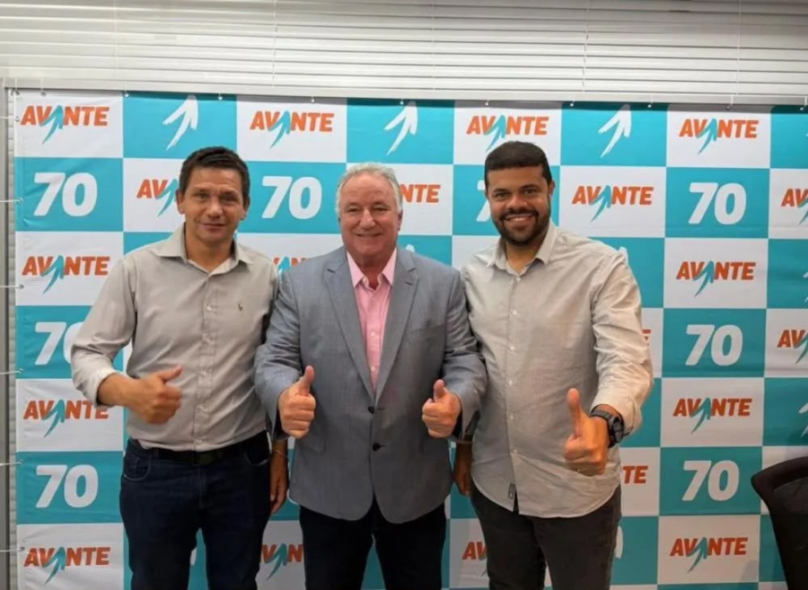 Ex-prefeito de Manoel Vitorino declara apoio à pré-candidatura de Léo de Neco