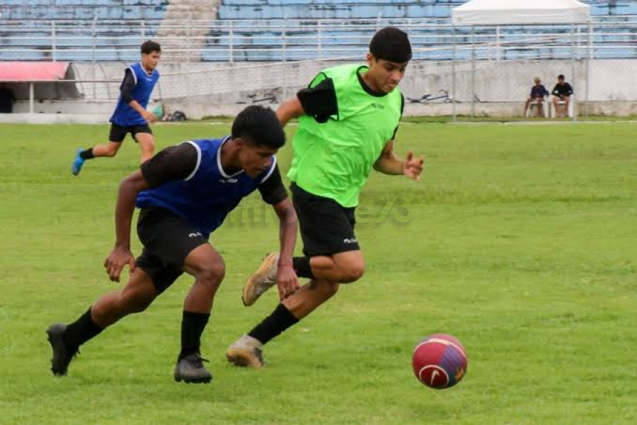 Wenceslau Guimarães recebe avaliação técnica do Vitória para jovens atletas