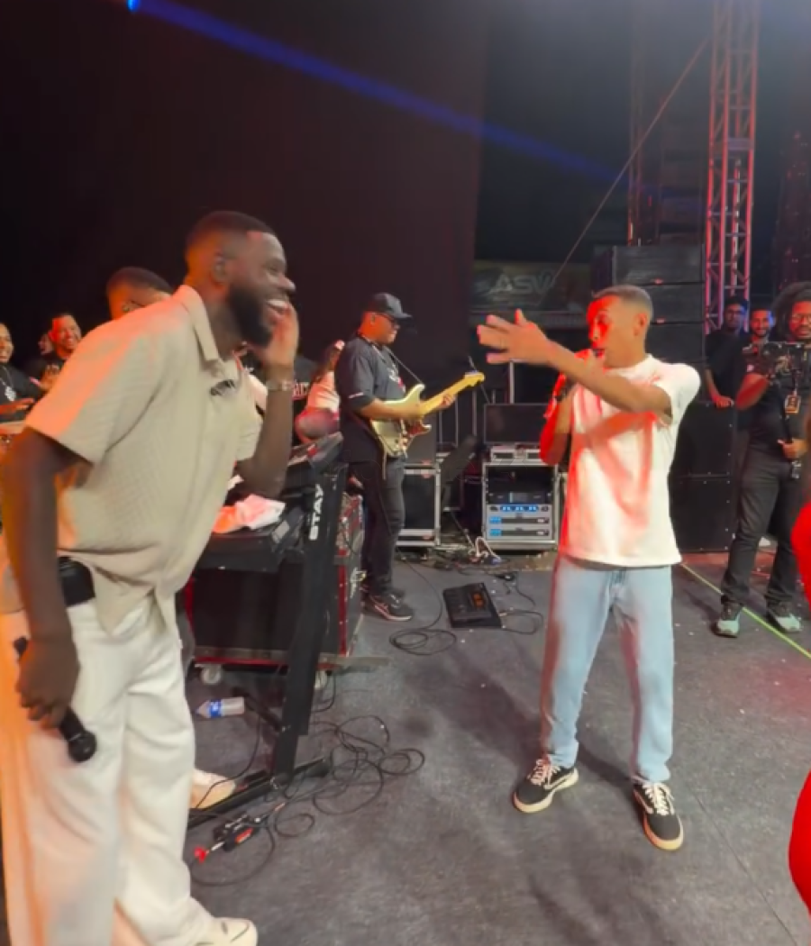No Dia do Evangélico em Ibirapitanga, o ganduense Eduardo Ribeiro surpreende público ao cantar