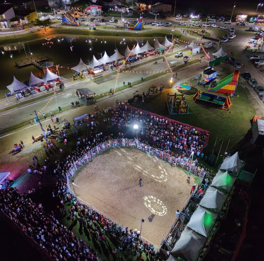 Emoção e tradição marcam o retorno do rodeio e cavalgada em Nova Ibiá