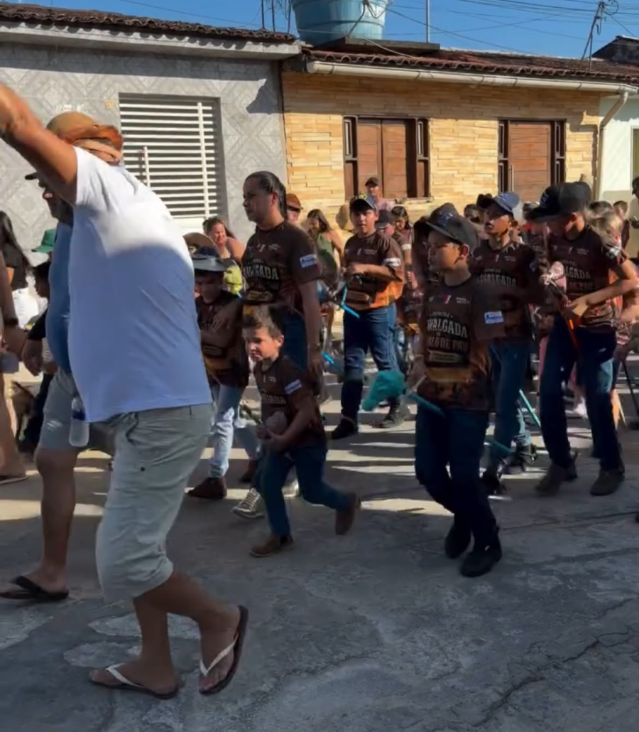 Primeira Cavalgada Mirim de Cavalo de Pau é realizada em Boca da Mata
