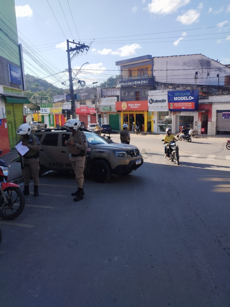 Rondas e abordagens da Polícia Militar são intensificadas em Gandu