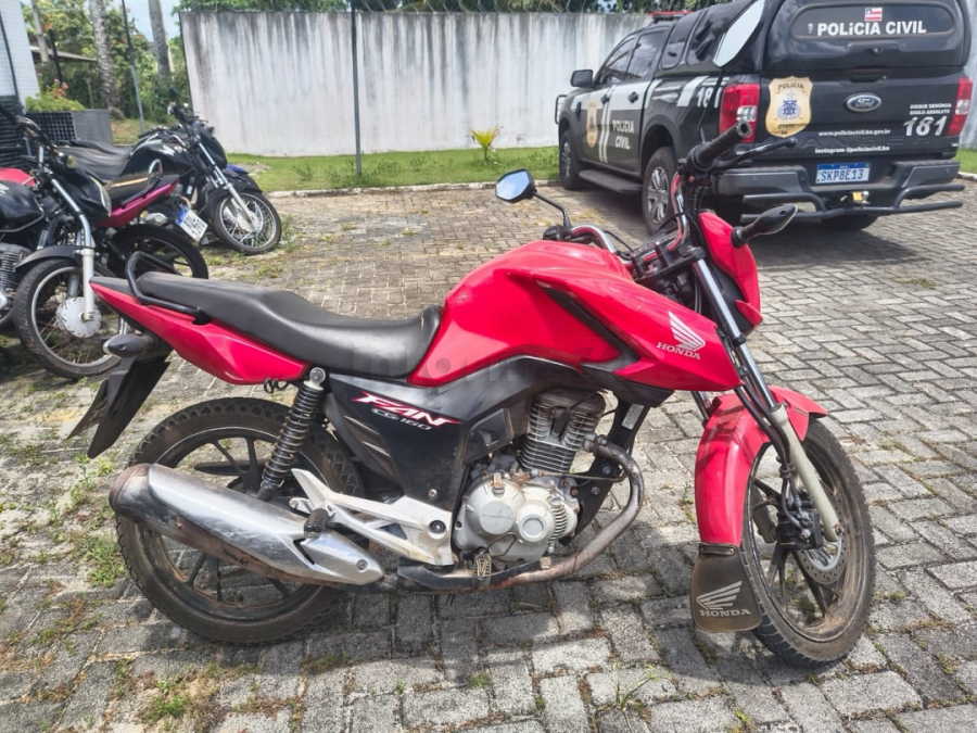 Polícia prende homem armado com revólver .38 na feira livre de Taperoá nesta segunda-feira (28)
