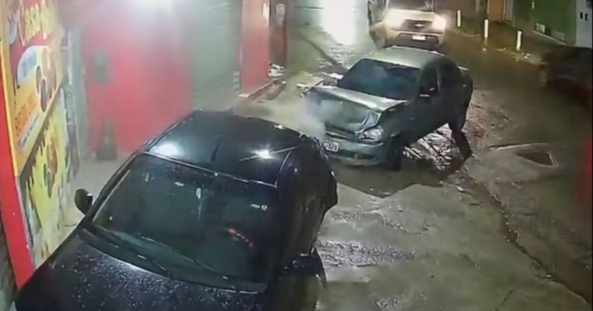 Perseguição policial causa colisão e quase atinge pedestres em Ilhéus